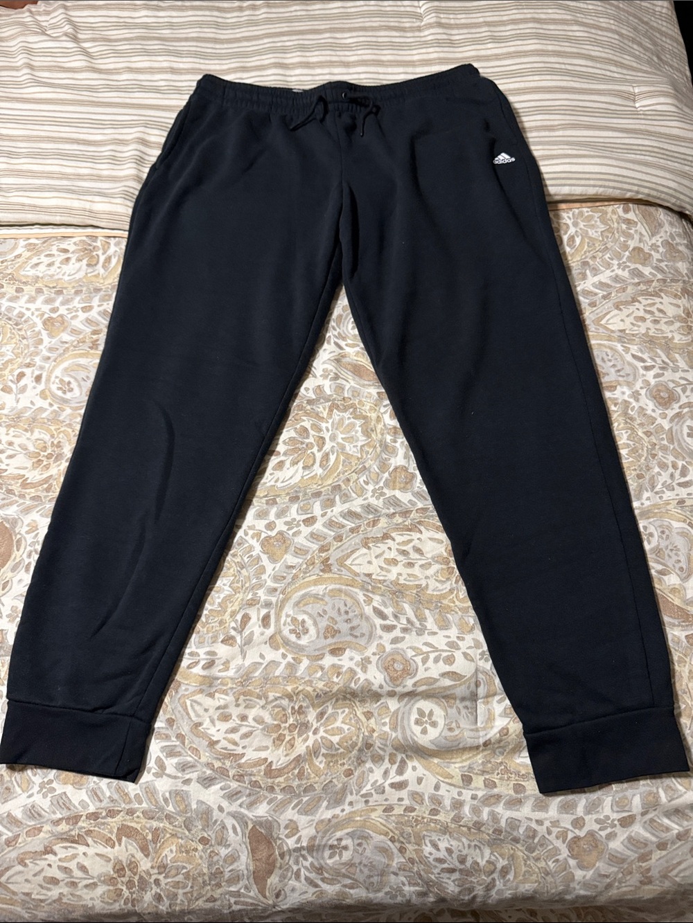 Men’s Adidas Sweats